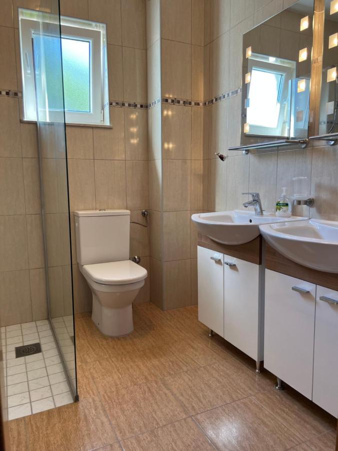 צזריקה Apartments Angela מראה חיצוני תמונה