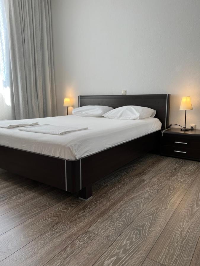 צזריקה Apartments Angela מראה חיצוני תמונה